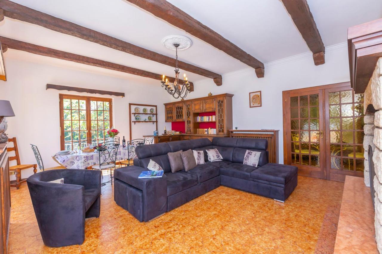 Villa Martine Au Bord Du Lac - Happy Rentals Cadrezzate Eksteriør bilde