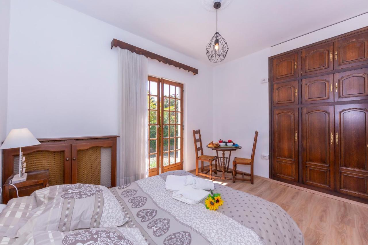 Villa Martine Au Bord Du Lac - Happy Rentals Cadrezzate Eksteriør bilde